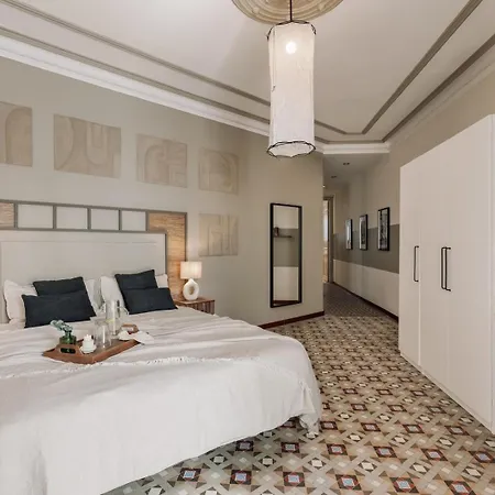 Apartament Spacest - Carrer D'enric Granados E *