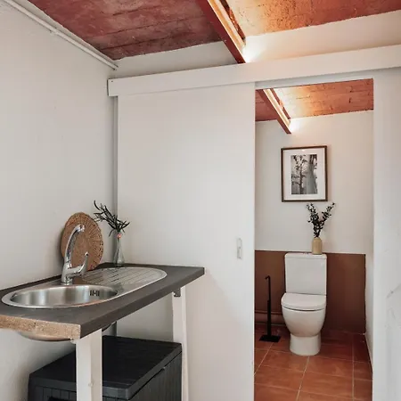 Spacest - Carrer D'enric Granados E * Barcelona